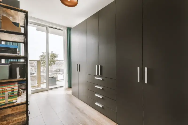 Proces projektowania i budowy szaf na wymiar